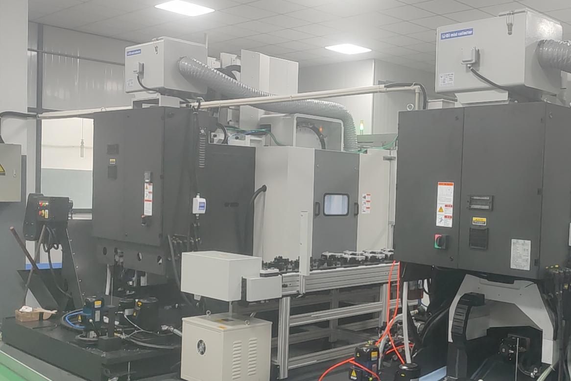 【机械式油雾收集器】ut380钻攻中心